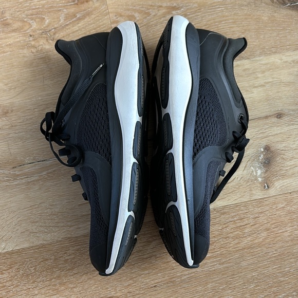 Lululemon Women’s Chargefeel Low Workout Shoe Black 9.5 - Picture 5 of 8